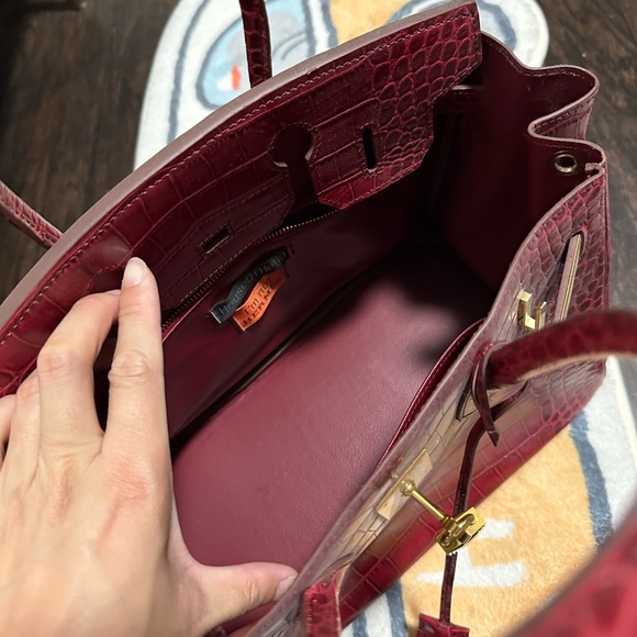 House of Hello:I am not Hermes - Picture 8 of 8